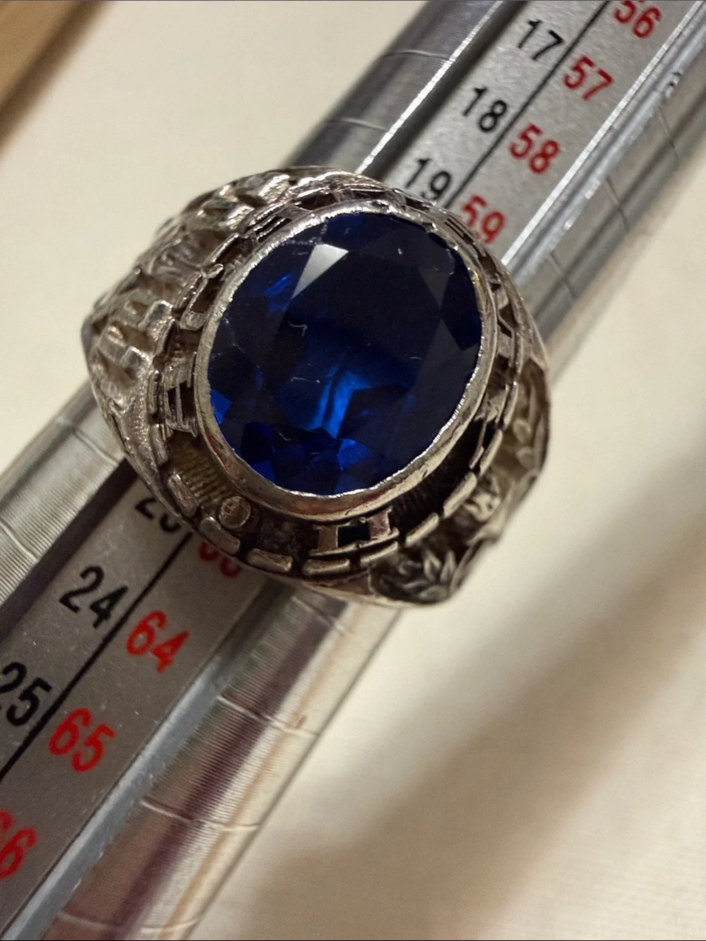 Sterling Silver Men's School Ring size 9.75 W/Deep Blue Oval Stone